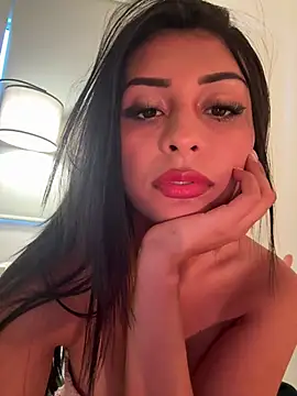 sweetAli_ webcam