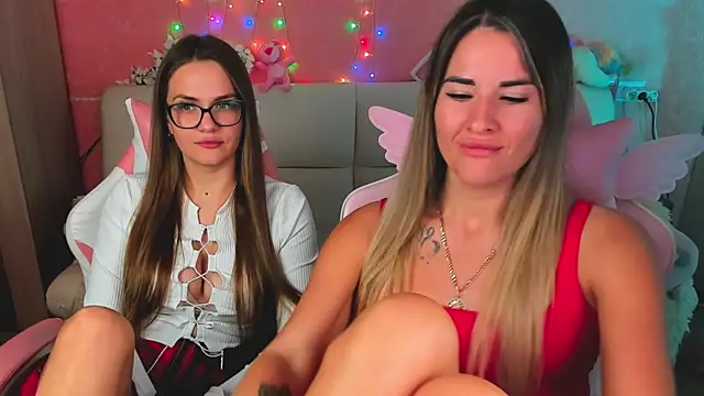 hotty_girls_here webcam