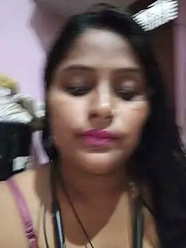 Jasmine_Januja webcam