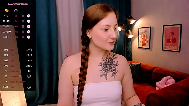velvet_cherry_ webcam