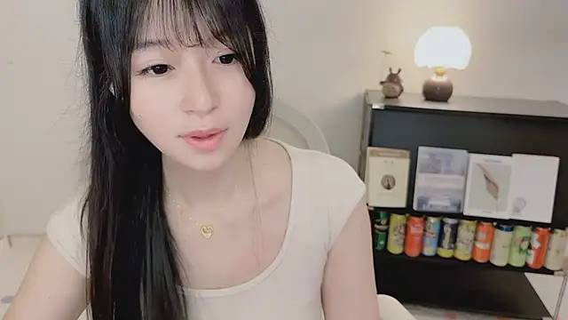 Onechestnut webcam