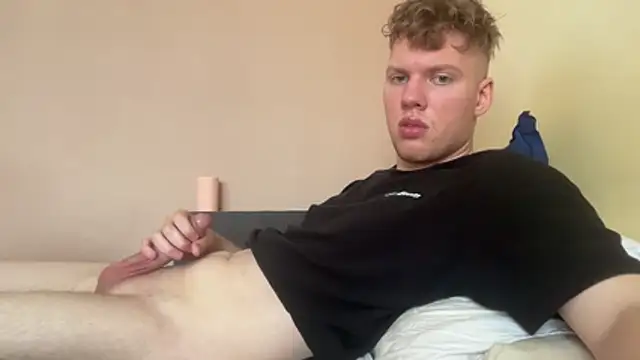 sexybooii6968 webcam