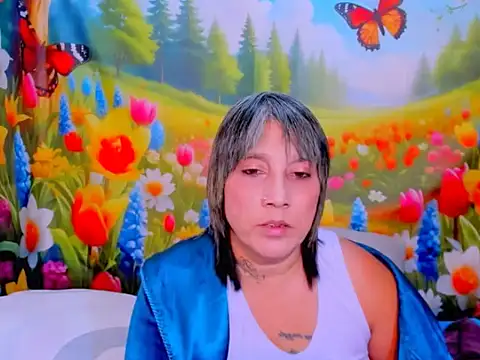 indianroxy webcam