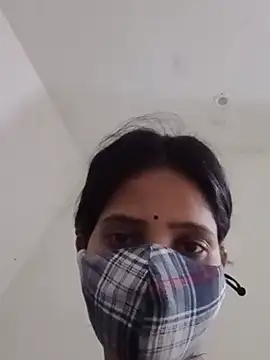 Ipsita-bold webcam
