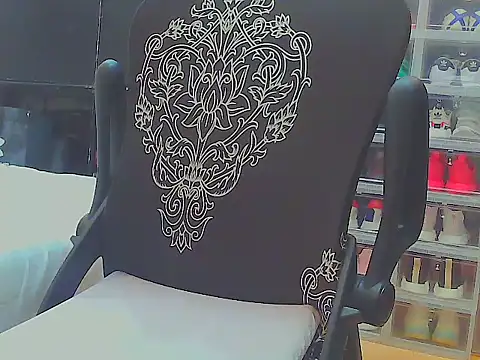 keepmepregnantT webcam