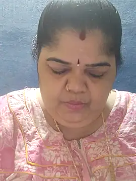 tamilthanushri webcam