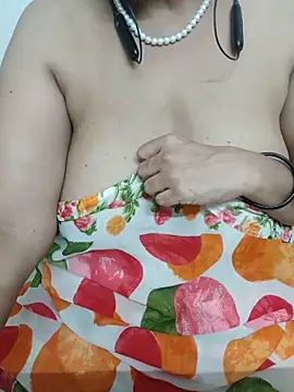 Reshma-09 webcam