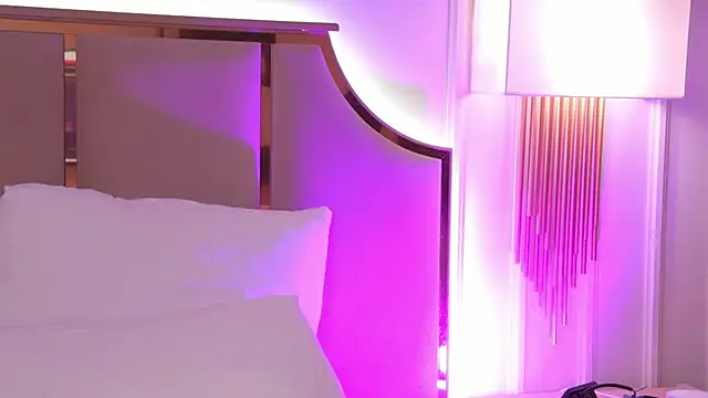 CindyMil webcam
