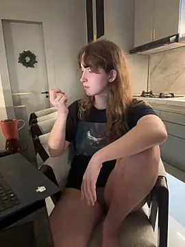 Sarahhh_xxx webcam