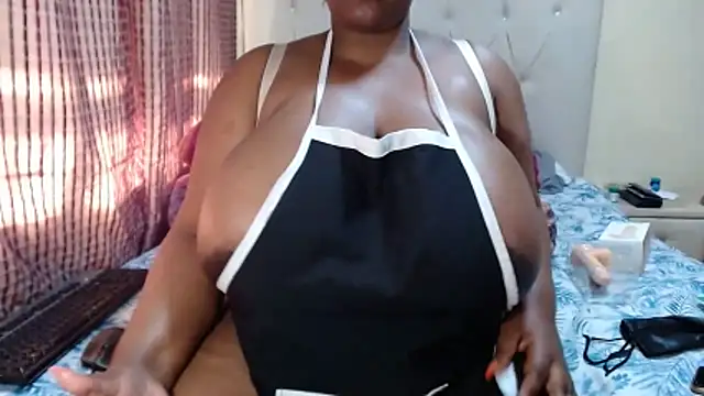 CHOCOLATEDARKBUSTYX webcam