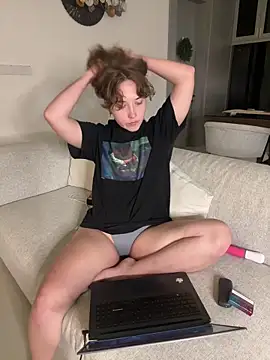 Sarahhh_xxx webcam