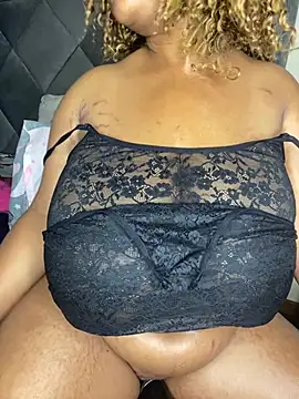 MayaPassion webcam