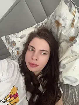 CurlyLara live sex cam