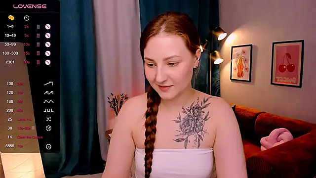 velvet_cherry_ webcam