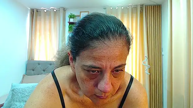 sasi_luna webcam