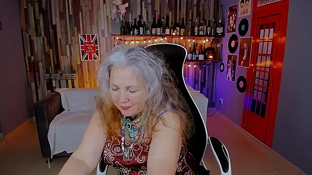 LilaMaharani webcam