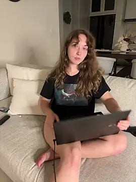 Sarahhh_xxx webcam