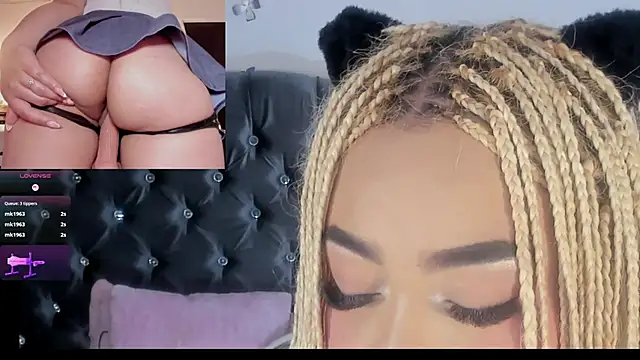 conny__curly webcam