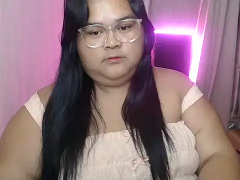 Naughty_alfrea webcam