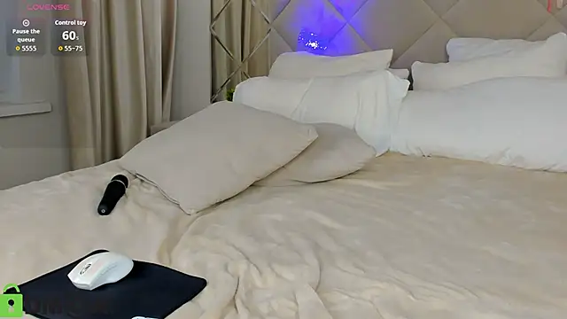 Anneta_Hart webcam