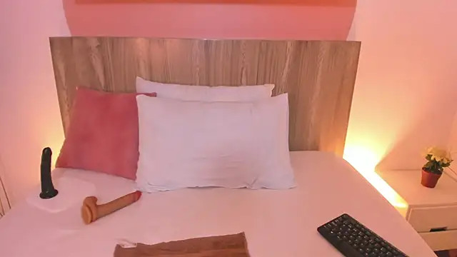 luna_blazze_ webcam