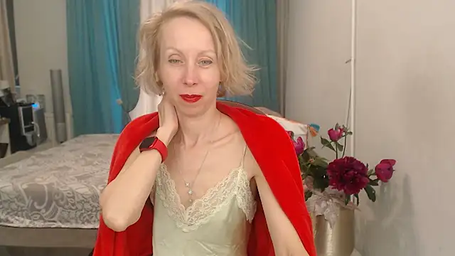 LuxuryNika webcam