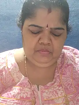 tamilthanushri webcam