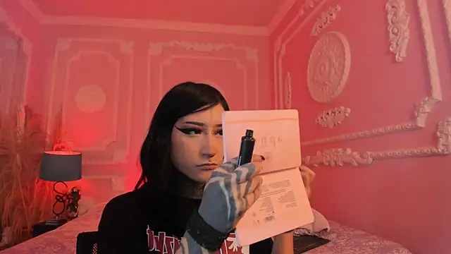 Kat_VonDe webcam