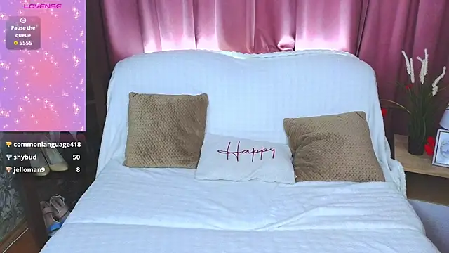 EmilyCuper_ webcam