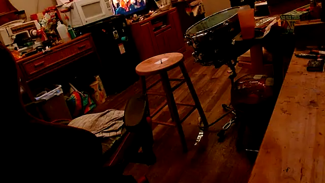 tongueispowerr6d9 webcam