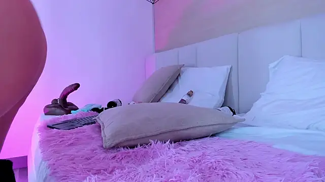 Haily_b webcam