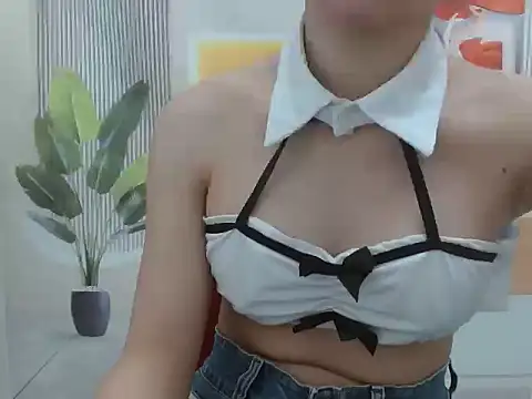 Kim_lan98 webcam