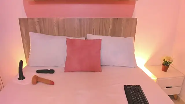 luna_blazze_ webcam