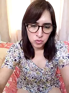 Eide-26 Live Webcam on Stripchat