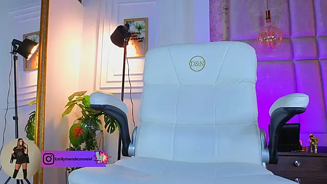 AlessiaLondon webcam