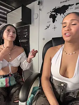 Isabella-Teen webcam