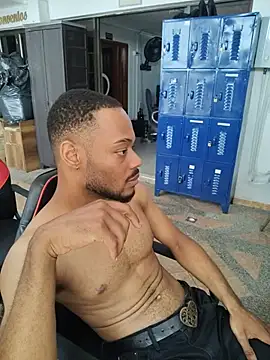Oliver_bigblack_cock webcam