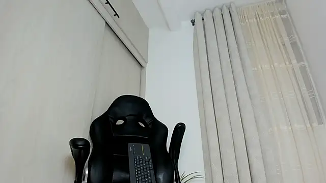 Biscuit_oliva webcam