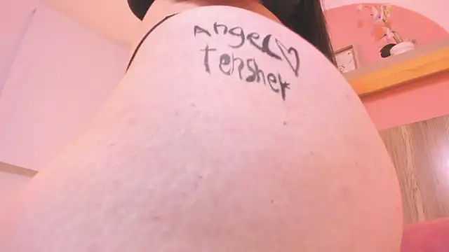 luna_blazze_ webcam