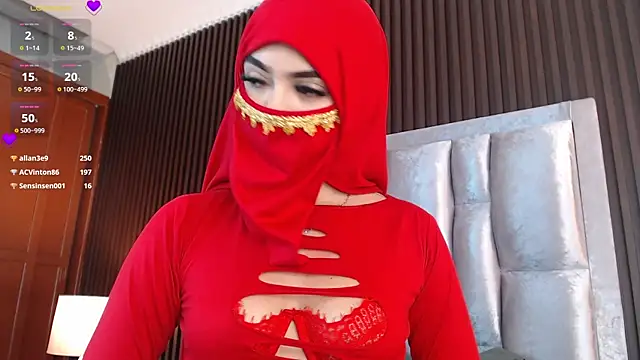 Zahra_milks webcam