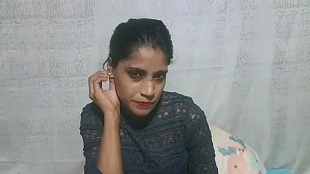 SexyIndianSky69 webcam