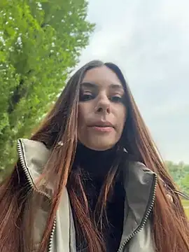 Amelie_Crosby webcam