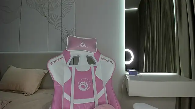 JenniferQueen11 webcam