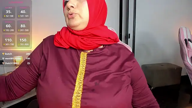 HijabiMilff webcam