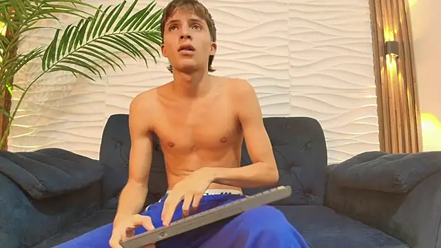 Pavo_tv webcam