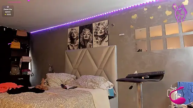 sexyzoe_69