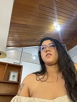 Chloe_Thomsoon_ webcam