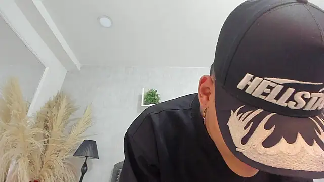 DylanRoyce_ webcam