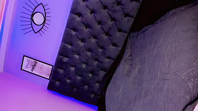 IssabellaIzzy webcam