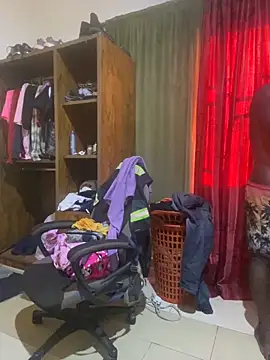 Pornhouse420 webcam